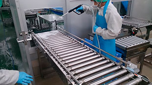 食品工場内清掃のイメージ